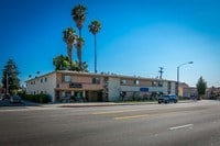 Building Photo - Ramona Apts