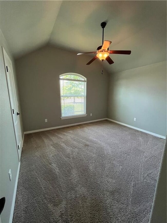 Building Photo - 4608 W Wales Dr