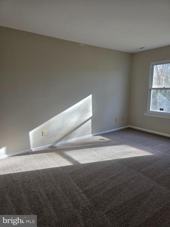 Building Photo - 11 Acapella Ct