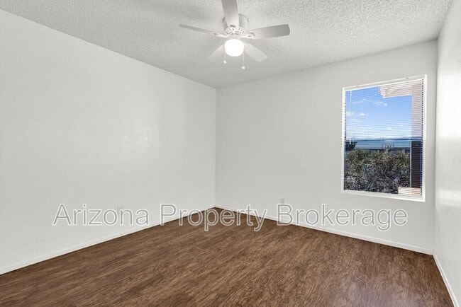Building Photo - 4818 E Camino St