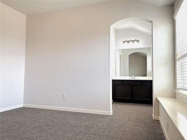 Building Photo - 9470 Smoke Tree Dr
