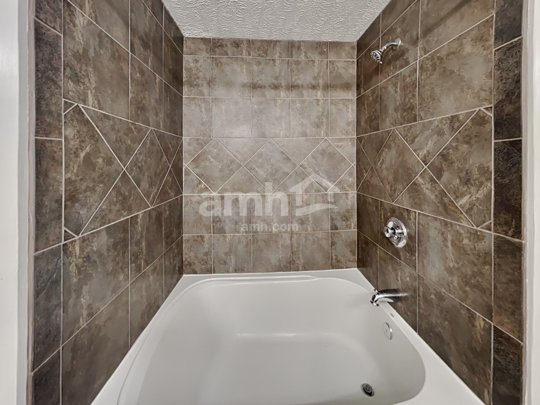 Building Photo - 3620 Belvidere Ct