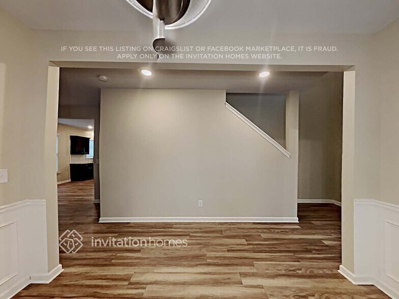 Building Photo - 99 Lantana Crossing