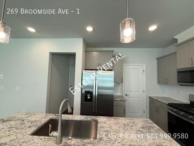 Building Photo - 269 Broomside Ave