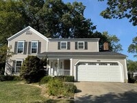 Building Photo - Updated 4 Bedroom, 2.5 Bath Home