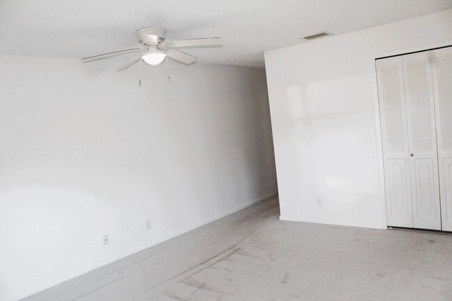 Building Photo - 9910 Orchid Tree Trail