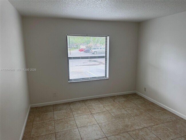 Building Photo - 5040 Sanctuary Way