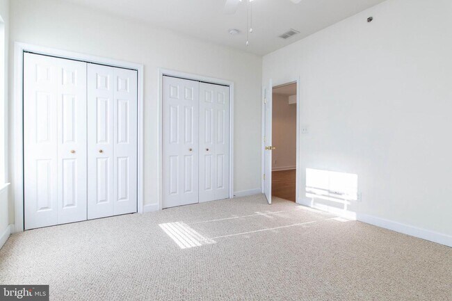 Building Photo - 1704 Shallcross Ave