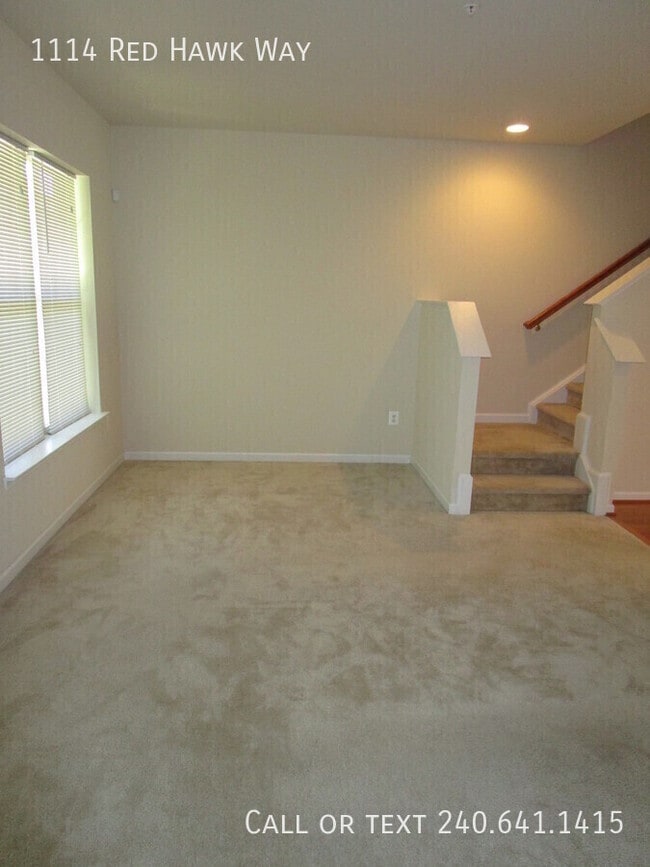 Building Photo - 1114 Red Hawk Way