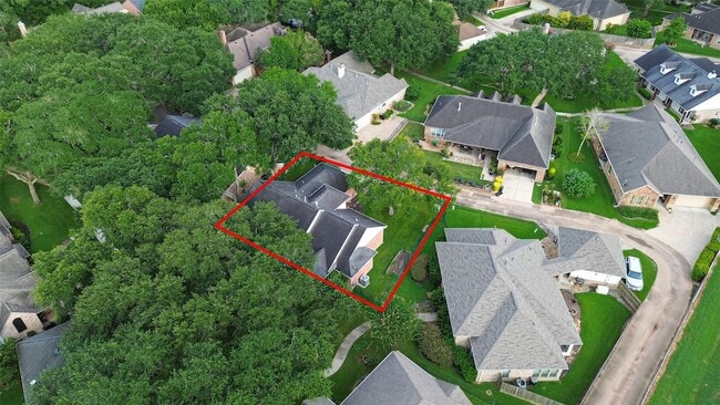 Building Photo - 4727 Lake Village Dr
