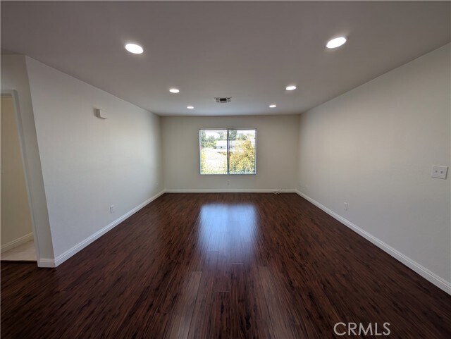 Building Photo - 529 E Colorado Blvd