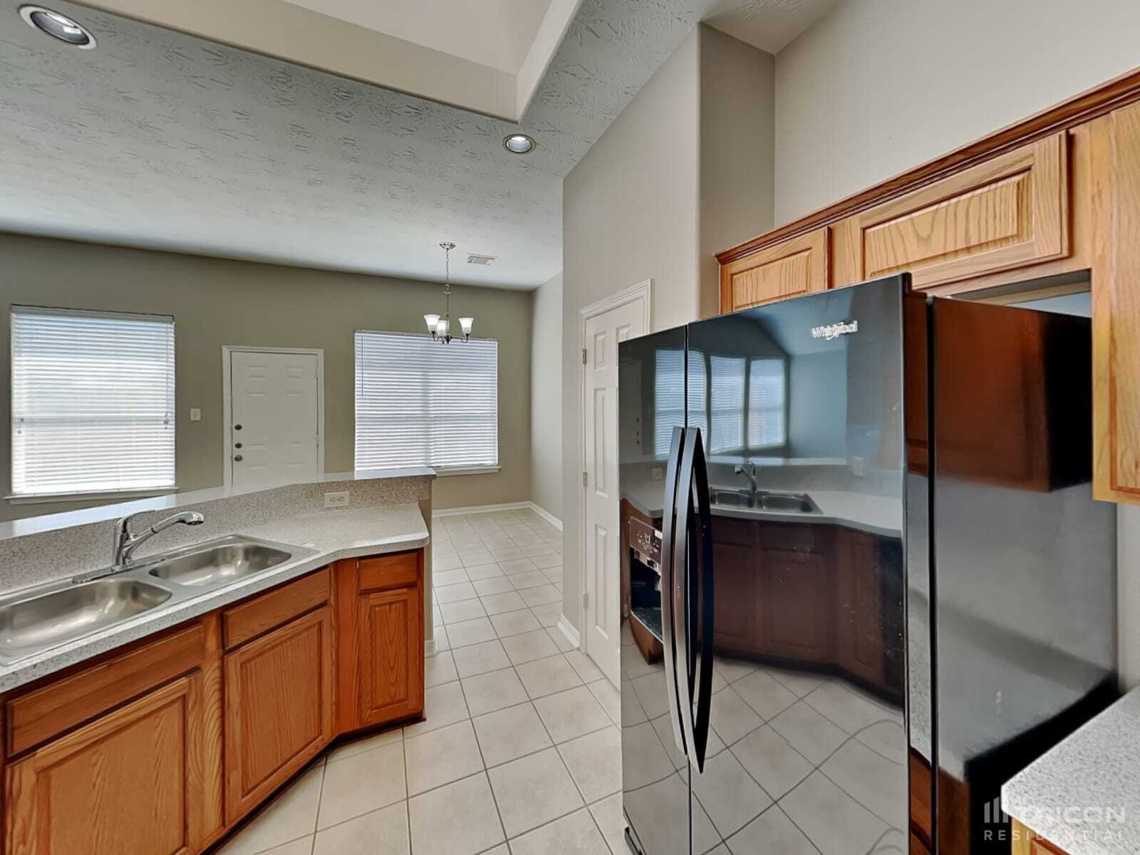Building Photo - 24022 Holleygate Ct