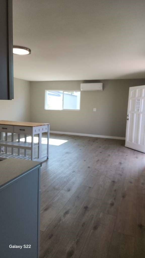 Building Photo - 8818 Chester St