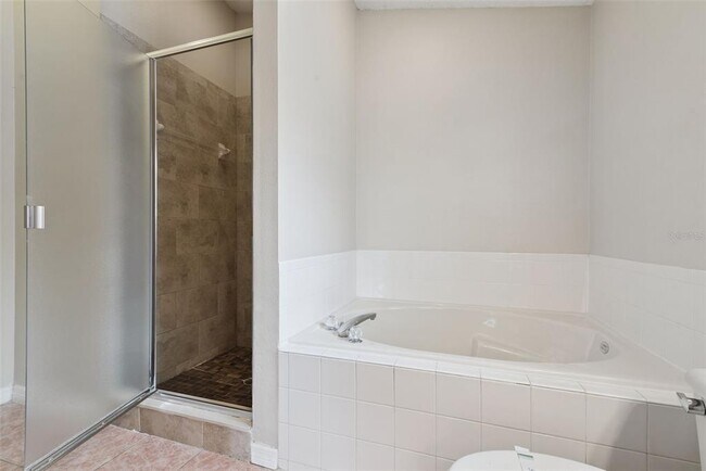 Building Photo - 13831 Guildhall Cir