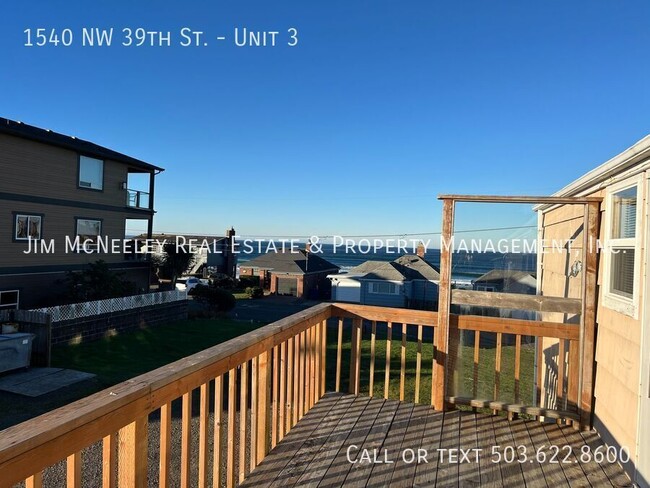 Building Photo - Well Maintained Upper Unit With Ocean View!