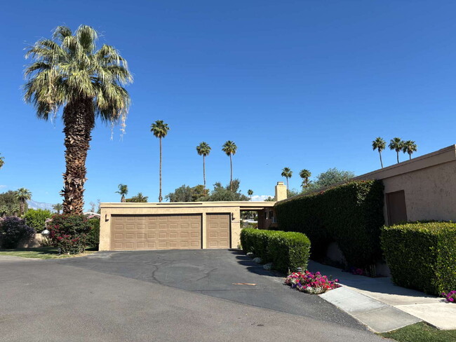 Building Photo - Indian Wells CC  For Rent!