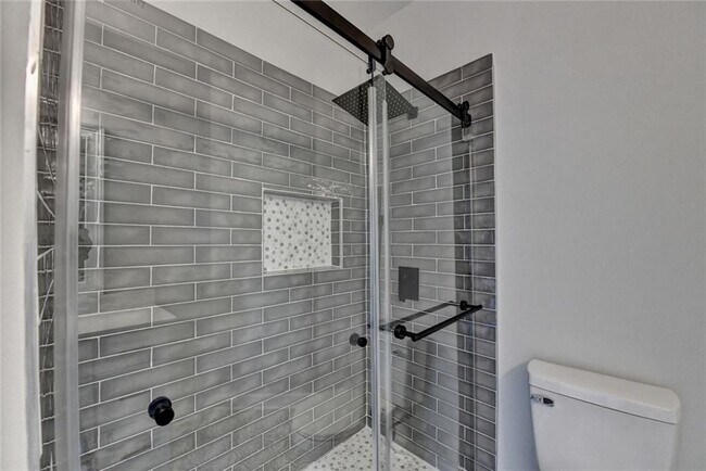 Building Photo - 4032 Ridge Grove Way