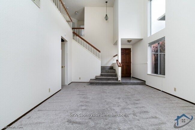 Building Photo - 5250 Countryside Ln