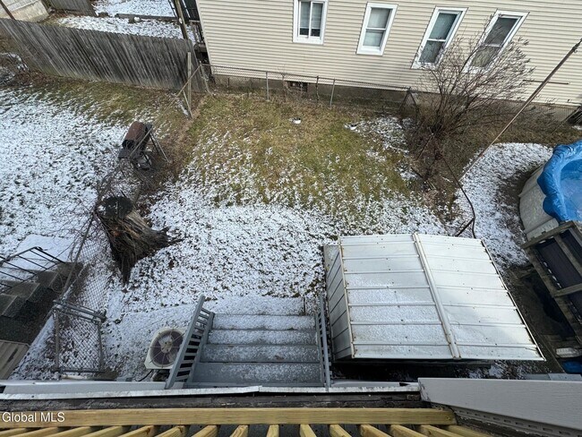 Building Photo - 603 1st St