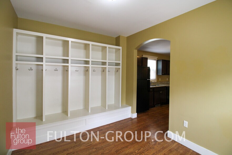 Building Photo - 113 Dwight Ave SE