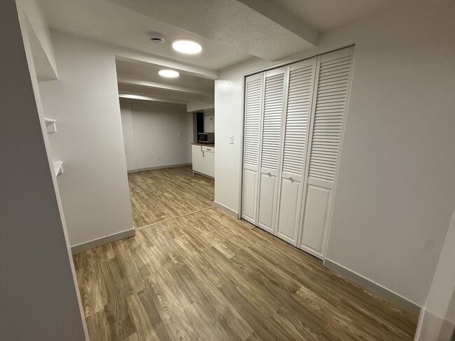 Building Photo - 1214 500 N