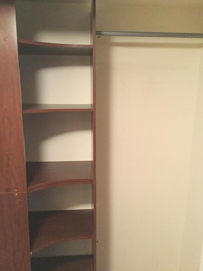 Building Photo - 700 1st St