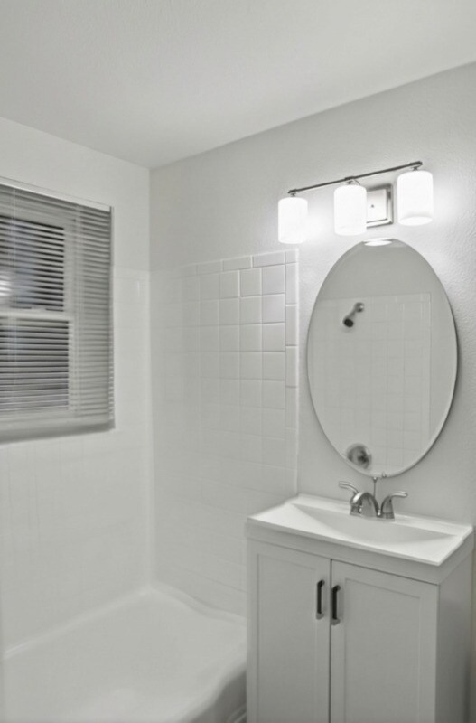 Building Photo - 1364 Lafayette St