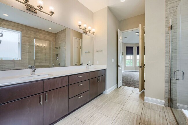 Building Photo - 12620 Javea Dr