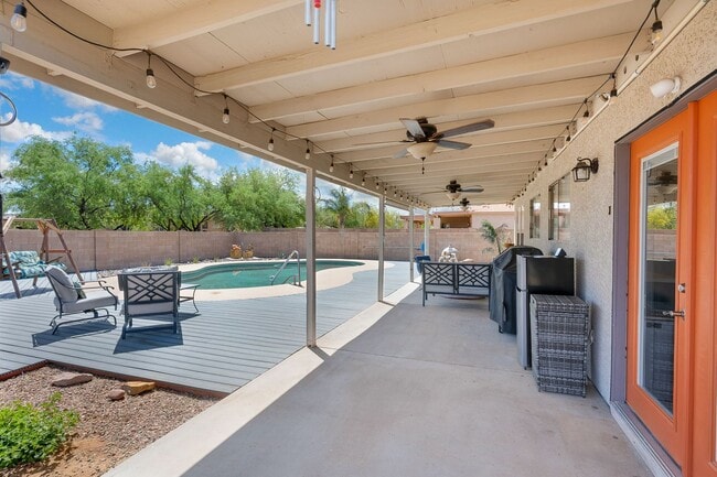 Building Photo - Private Pool Oasis  in southwest Tucson's coveted Star Valley!