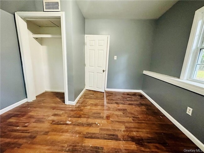 Building Photo - 56 Glenwood Ave