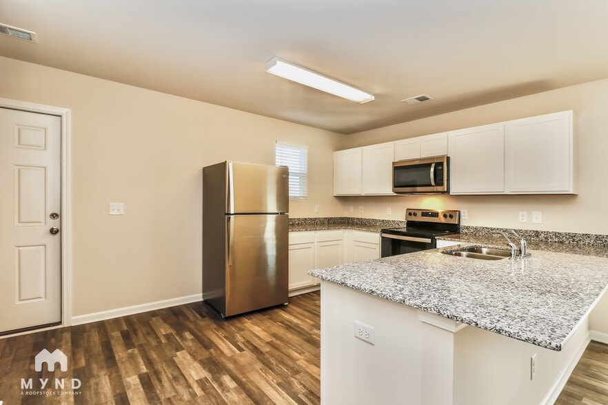 Building Photo - 2 Palmetto Breeze Cir
