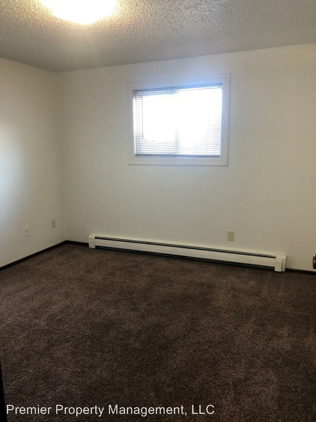 Building Photo - 1510 1st Ave NW