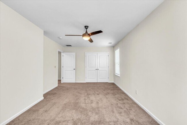 Building Photo - 5 bedroom house in the Somersby neighborhood in Pooler