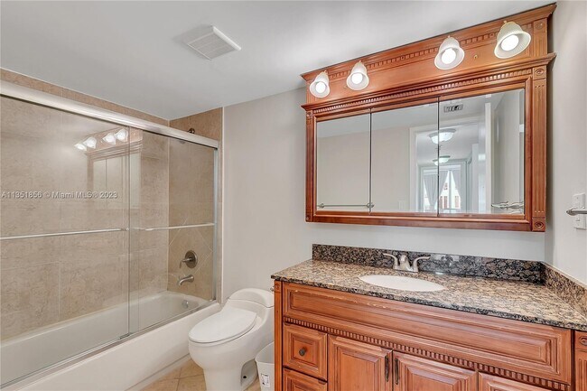 Building Photo - 2401 Collins Ave