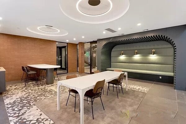 Building Photo - 426 Tompkins Ave