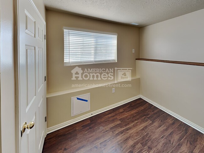 Building Photo - 2196 W 1570 N