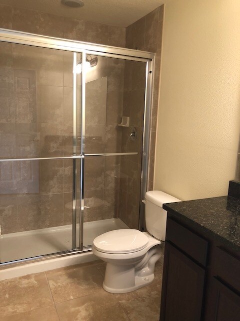 Master Bath - 455 Belle Montclair Loop