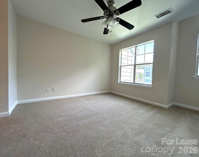 Building Photo - 17418 Tuscany Ln