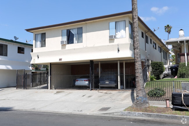 Primary Photo - 162 N Mariposa Ave