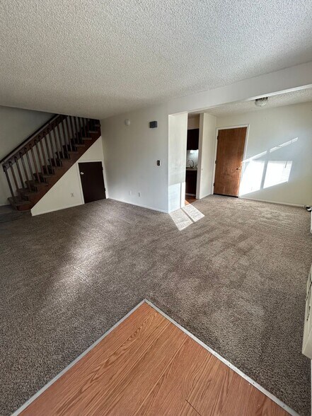 Building Photo - 808 Delaware Ave