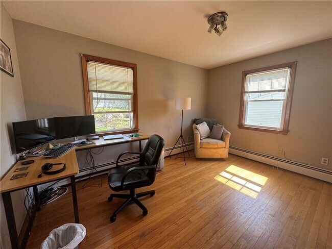 Building Photo - 51 Ambrose St