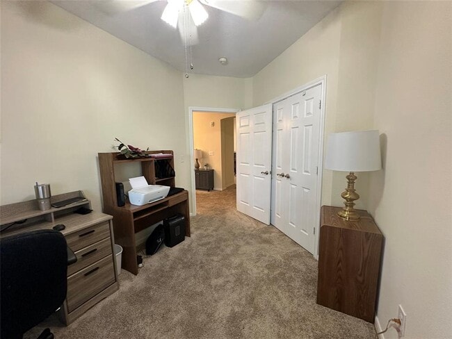Building Photo - 2815 Kings Crossing Dr