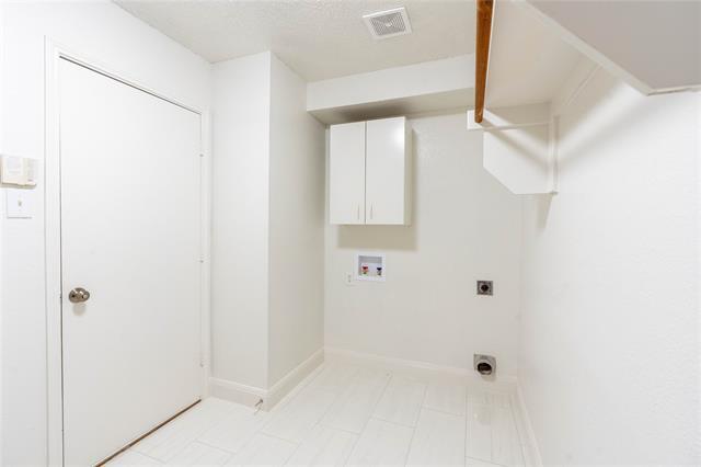 Building Photo - 2304 Glenhaven Dr