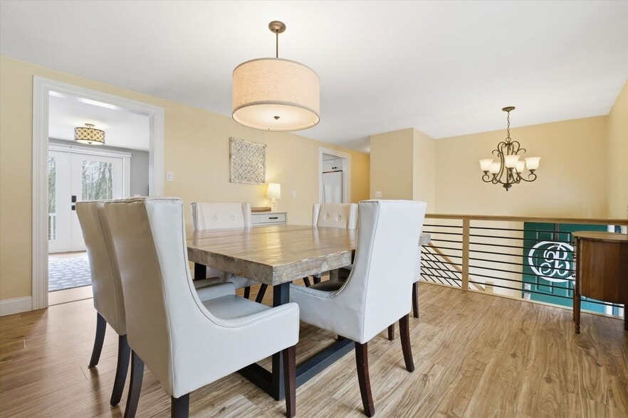 Building Photo - 32 Edinburgh