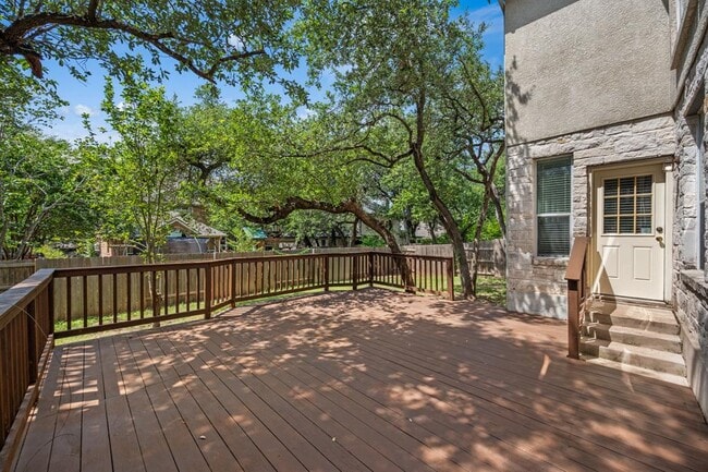 Building Photo - 6920 Larue Belle Cove