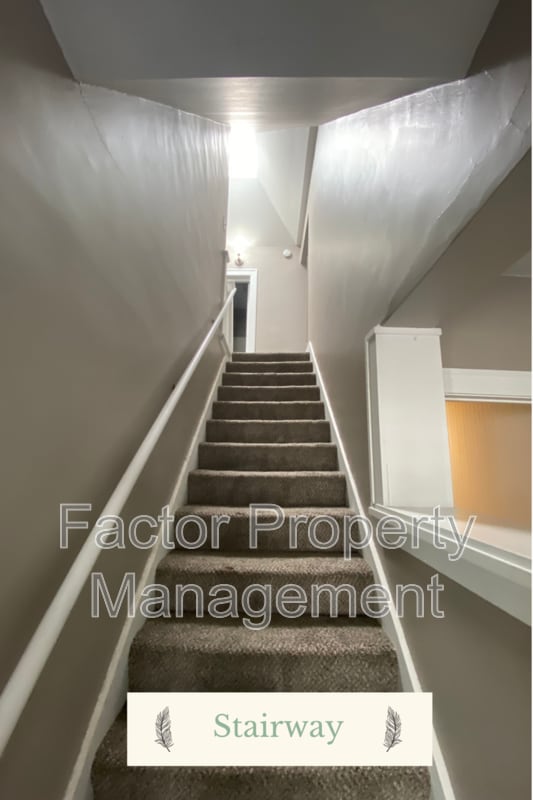Building Photo - 130 Parsons St