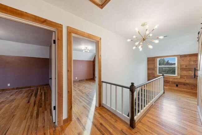 Building Photo - 3 Bedroom, 2.5 Bathroom CUSTOM HOME