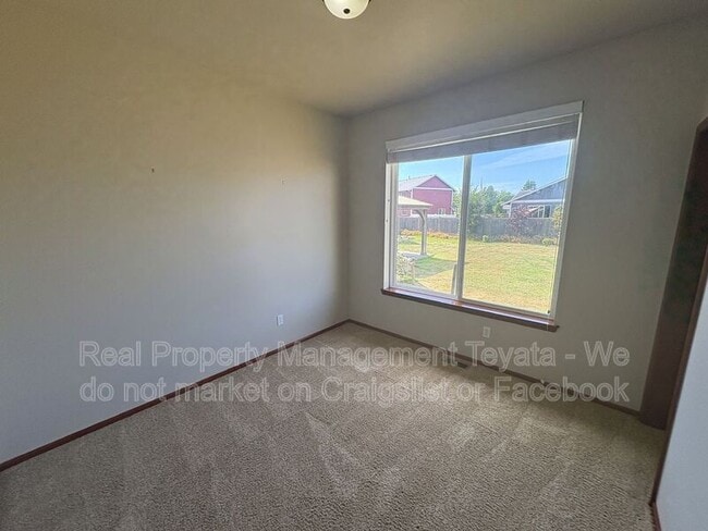 Building Photo - 4884 Dory Ct