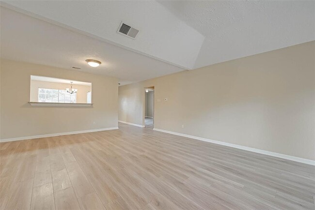 Building Photo - 2928 Laurelridge Dr