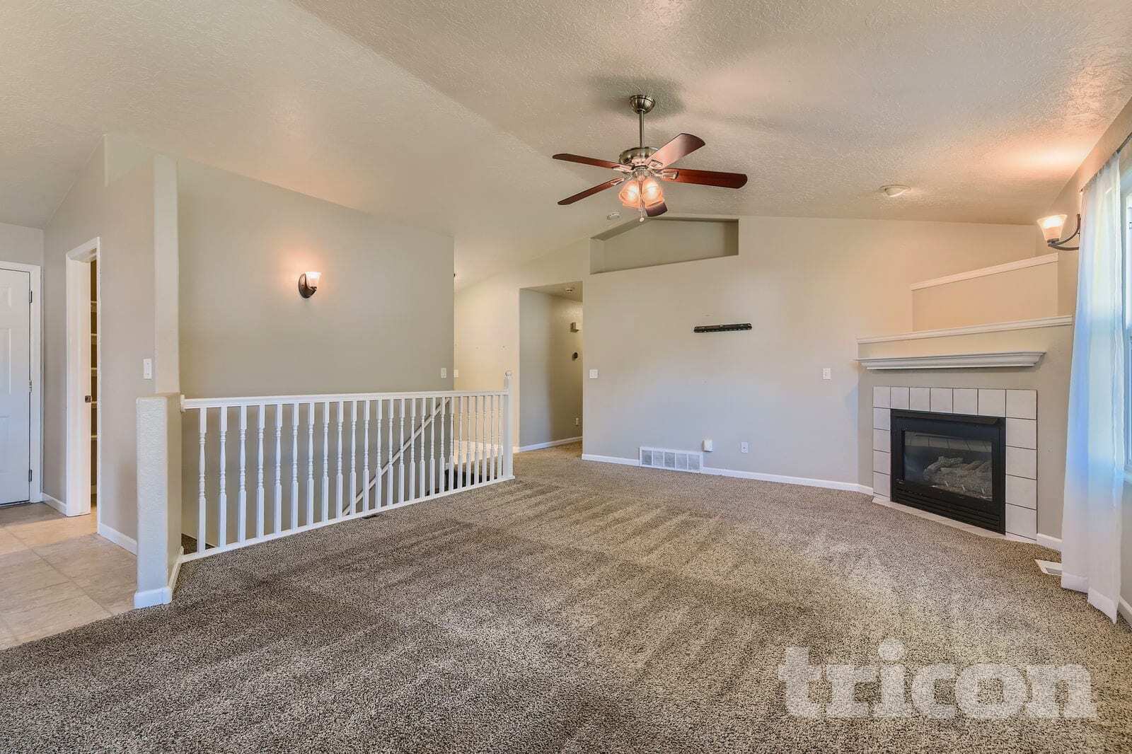 Building Photo - 115 N 42nd Ave